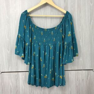 Free People Lana Blue Tunic Floral Off Shoulder Top XS Smocked Flare‎ Sleeve